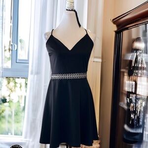 NWT Black occassion dress sleeveless beads and rhinestone waist Sz L